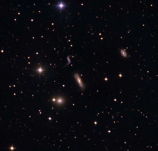 ARP 316 2-1-Ngc 3190 Leone collo